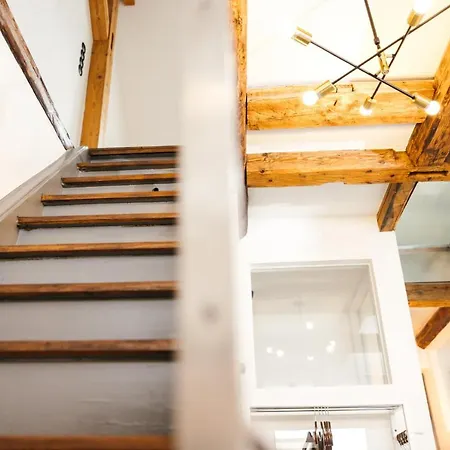 דירה Heimatel - Luxury Penthouse Loft