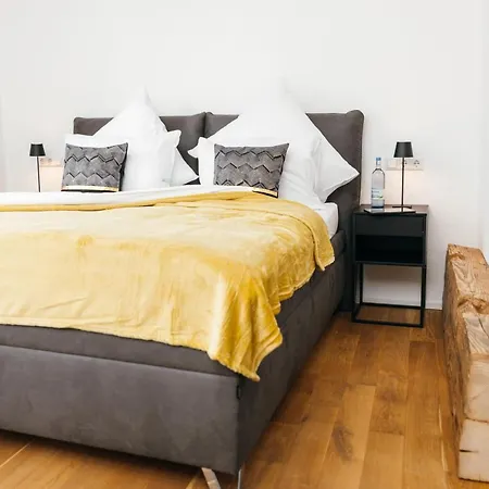דירה Heimatel - Luxury Penthouse Loft